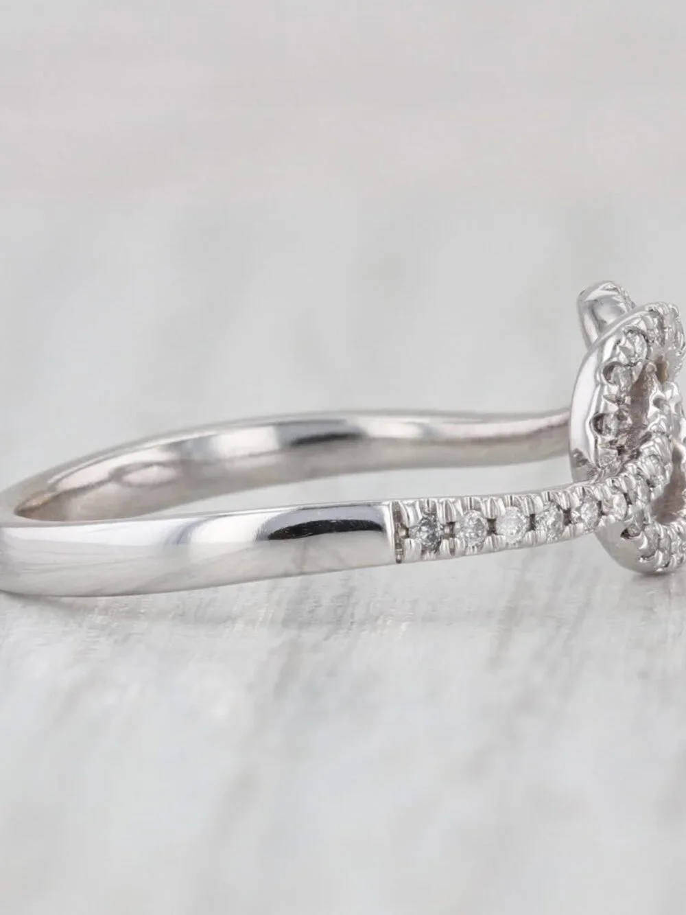 0.25ctw Diamond Preztle Knot Ring 10k White Gold Size 7.5